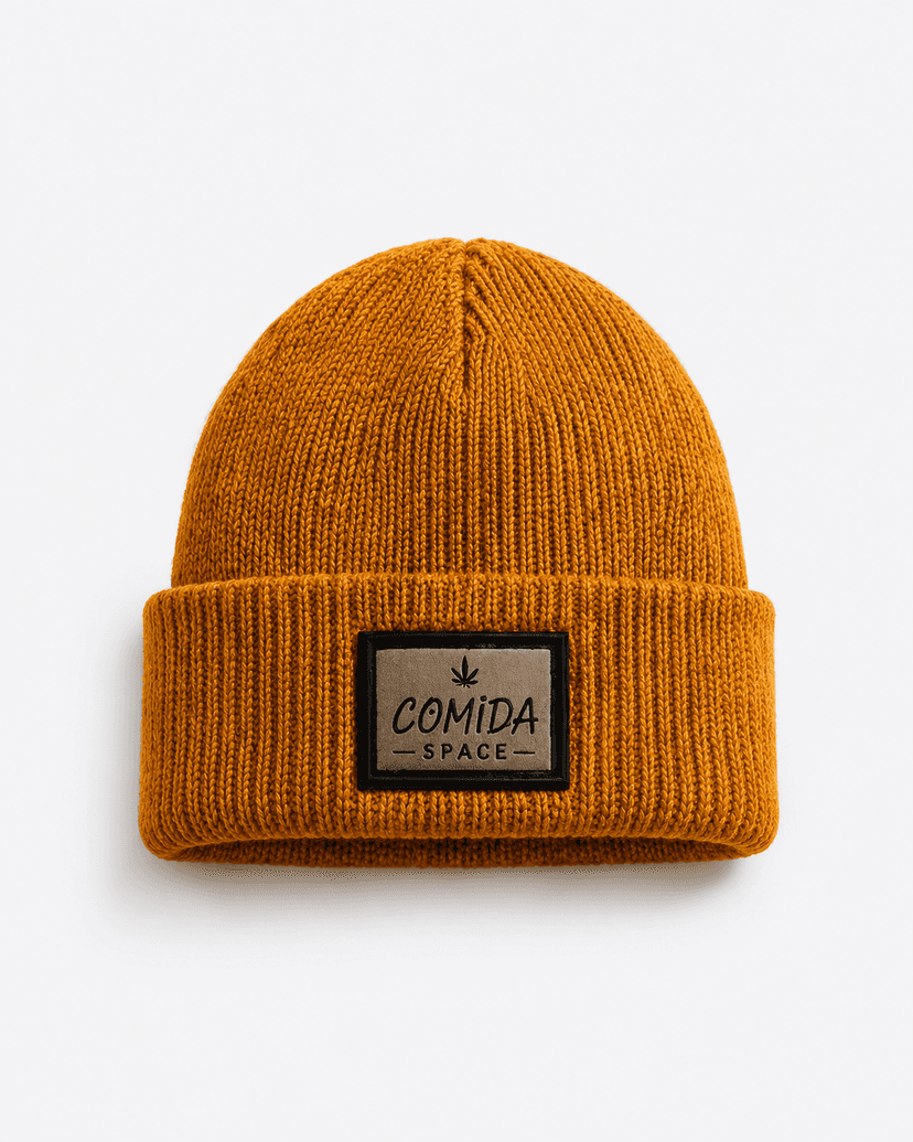 Gorro de Lã Acrílica com Etiqueta Bordada