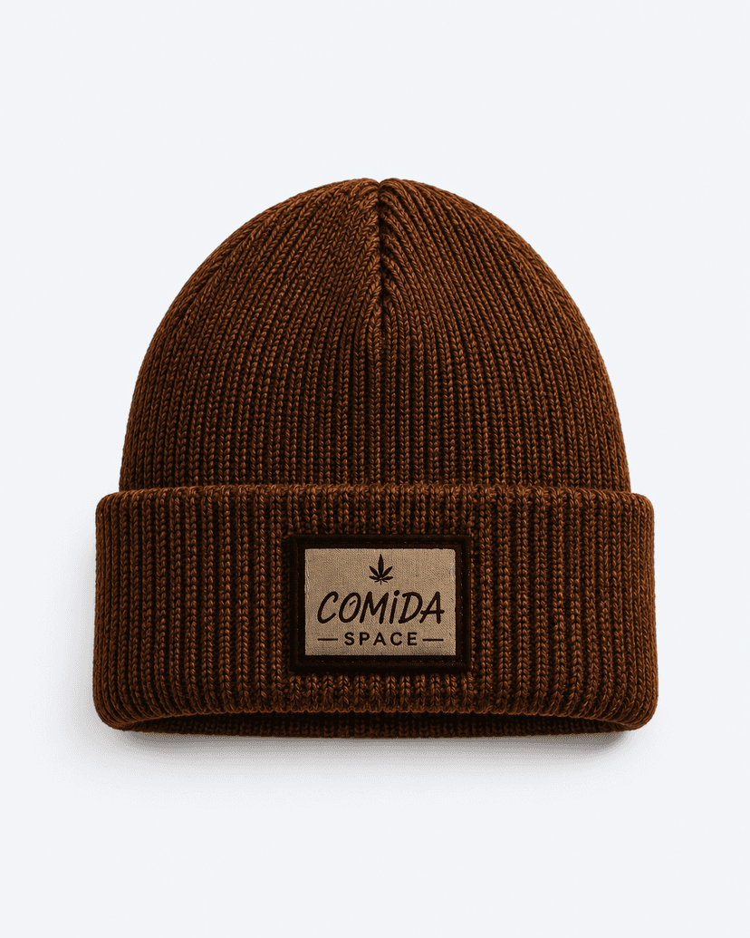 Gorro de Lã Acrílica com Etiqueta Bordada